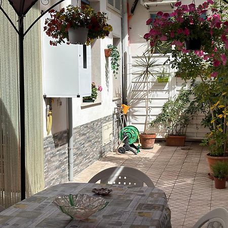 Casa Ninetta Apartment Riposto Ngoại thất bức ảnh